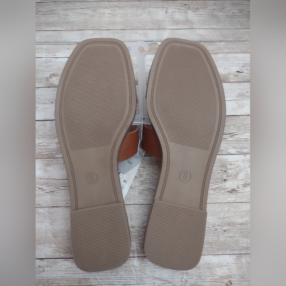 Women's Slide Sandal - Picture 4 of 4